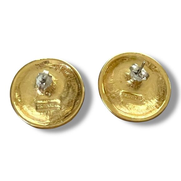 Vintage 1980s Trifari Earrings Gold Tone Swirl Button Post Back Signed Old Money - Picture 8 of 10